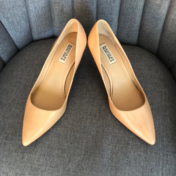 Badgley Mischka Shoes - Badgley Mishka Patent Leather Heels Nude 8.5M